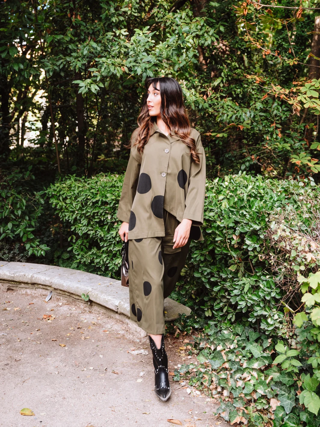 Conjunto Chaqueta y Pantalón - Imagen 2