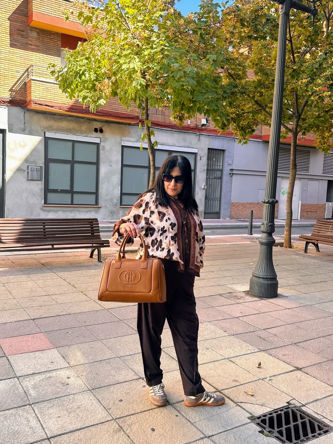 Bolso Cacharel Camel - Imagen 2